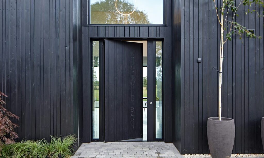 Why Pivot Hinges Are Ideal for Modern Doors